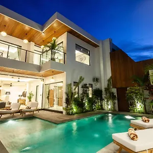  Villa Zayana
