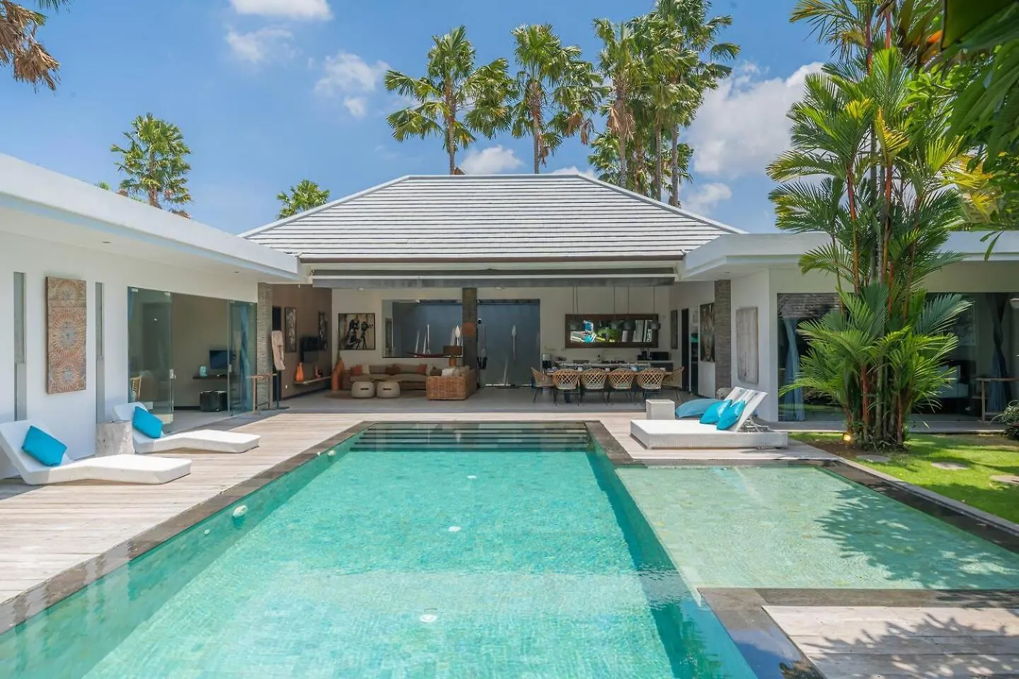 4 Bedroom Villa With Pool, Central Location Seminyak 0*, Seminyak (Bali) Indonesia